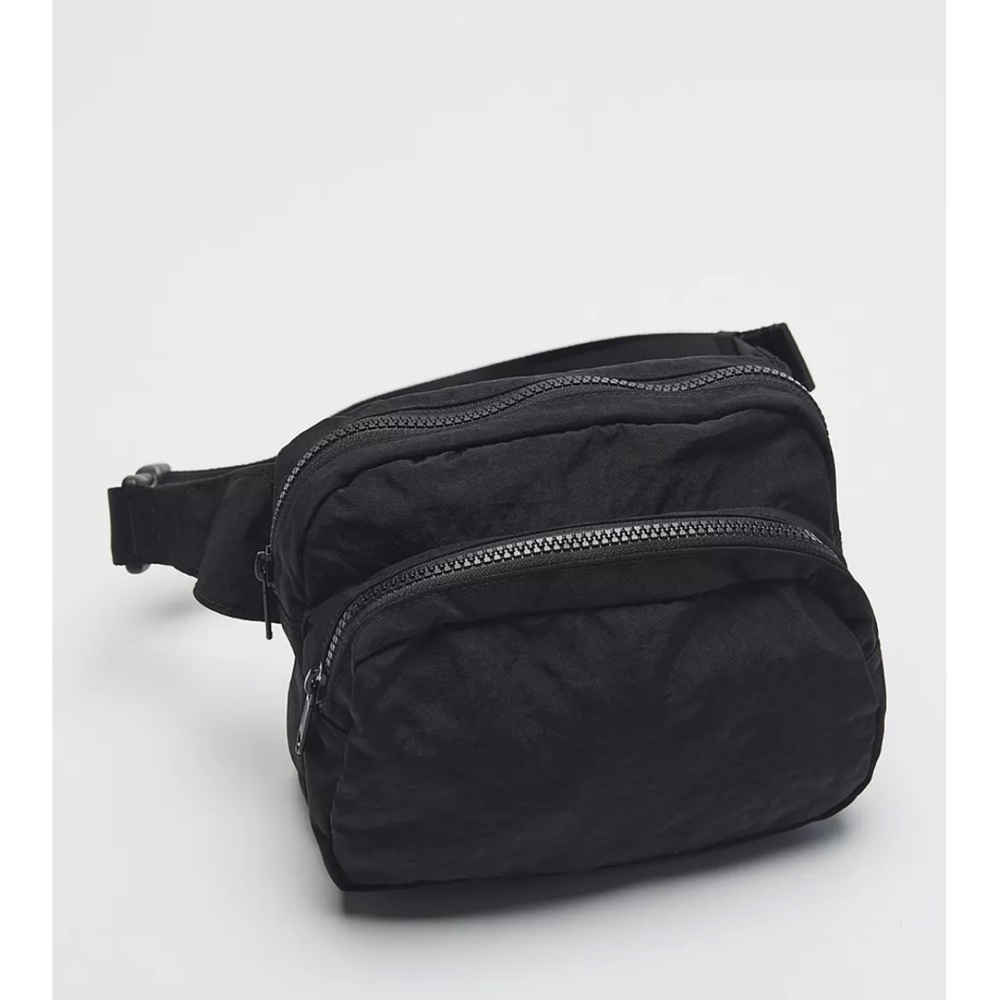 BAGGU Fanny Pack in Black